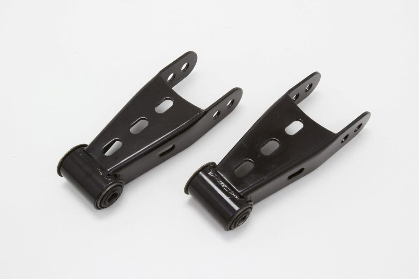 McGaughy's 1-2 Inch Drop Shackles 1988-2018 Silverado/Sierra 1500/1995-2000 Tahoe/Yukon 2WD/4WD - 33037