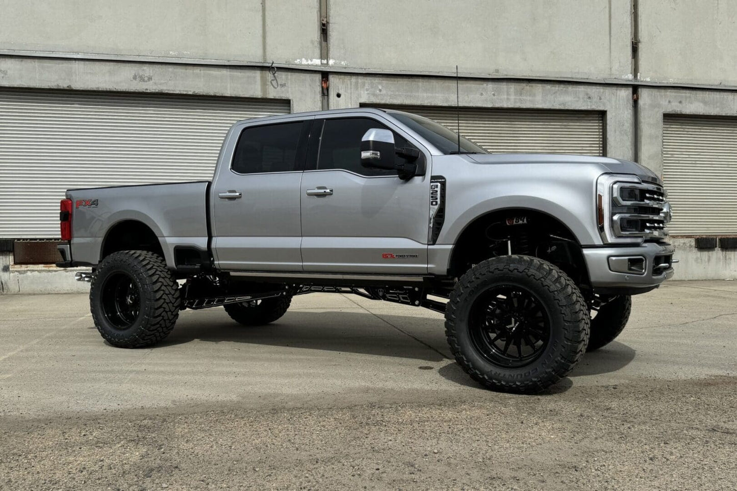 McGaughy's Premium S/S Traction Bar Kit 2023-2026 Ford F-350 4WD Crew Cab Long Bed - 57254