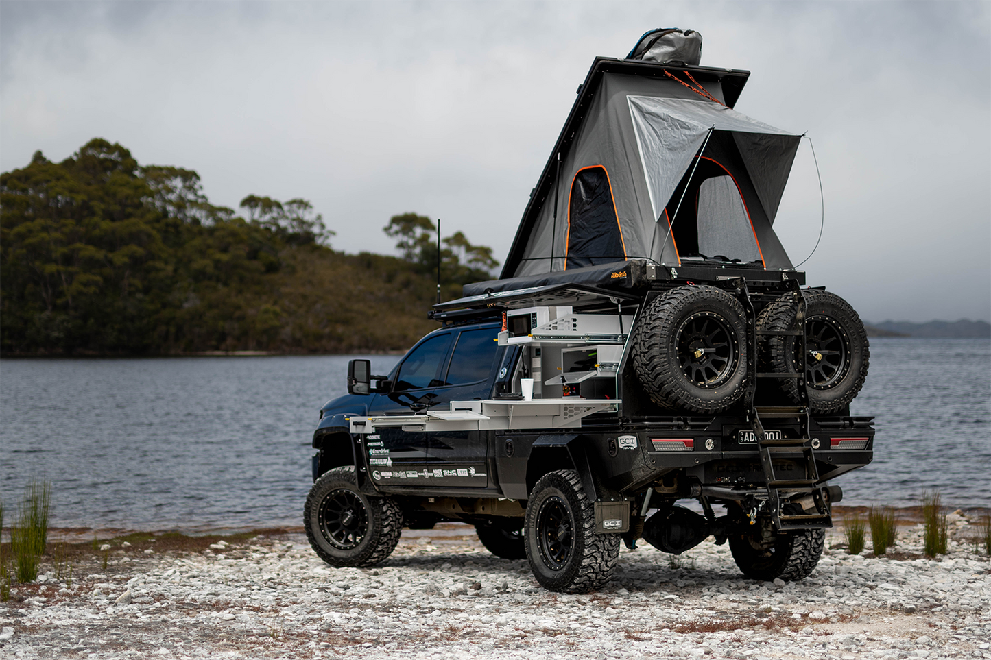 alu-cab Gen 3-R Expedition Rooftop Tent