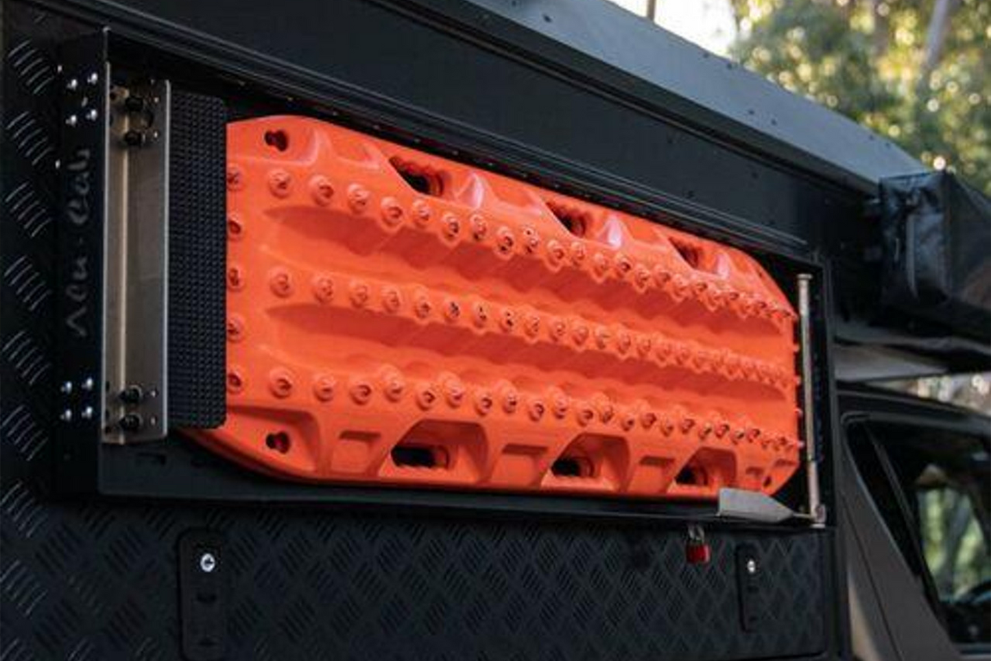 alu-cab The Recovery Trax Tray