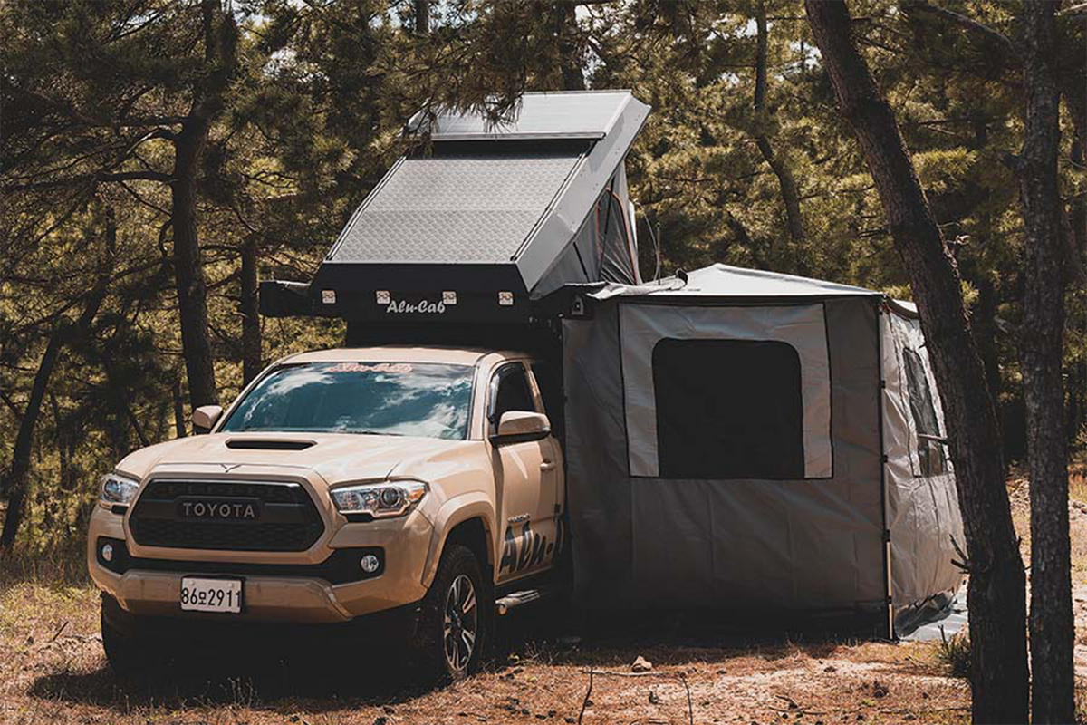 alu-cab Shadow Awning Wall Kit