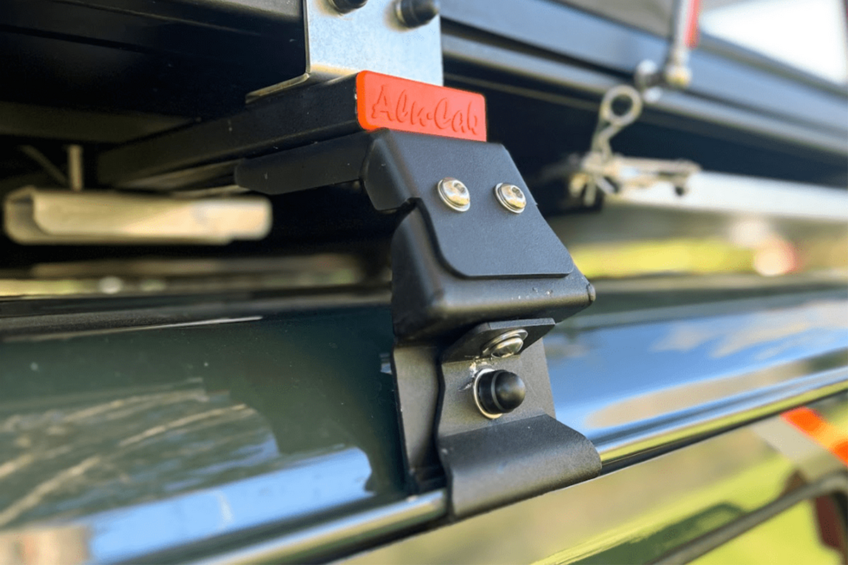 alu-cab Gutter Mount Feet