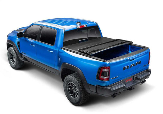 Extang Trifecta E-Series Soft Folding Tonneau Cover | RAM 1500 DT 5'7 Bed With Rambox (2020+)