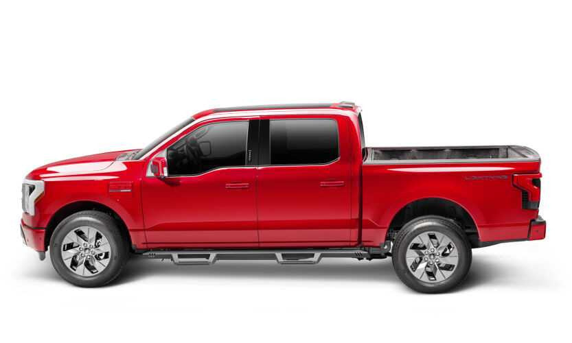 N-Fab EPYX Cab Length Side Steps Black Nerf Steps | Fits Ford F-150 / Lightning SuperCrew Cab Pickup