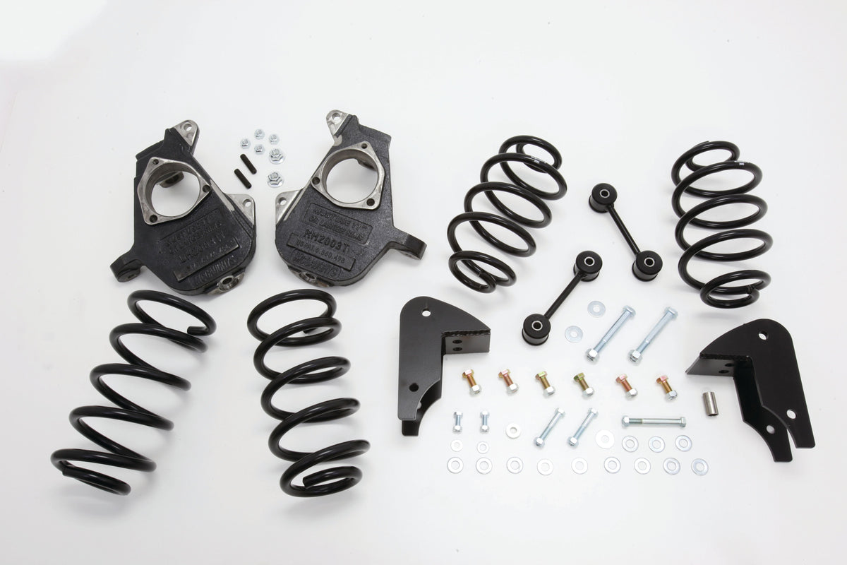 McGaughy's 07T35D 07-13 2WD TAHOE/SUB/AVAL 3/5" DELUXE (spindles, keys, coils, track bar relocator, & sway bar end links)