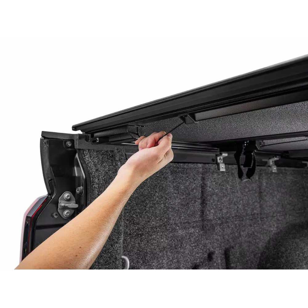 BAK BAKFlip MX4 Hard Folding Tonneau Cover | RAM 2500/3500 (6'4) - w/out RAMBOX