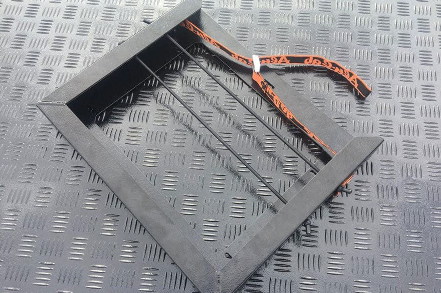 alu-cab Braai / Barbeque Grid Holder