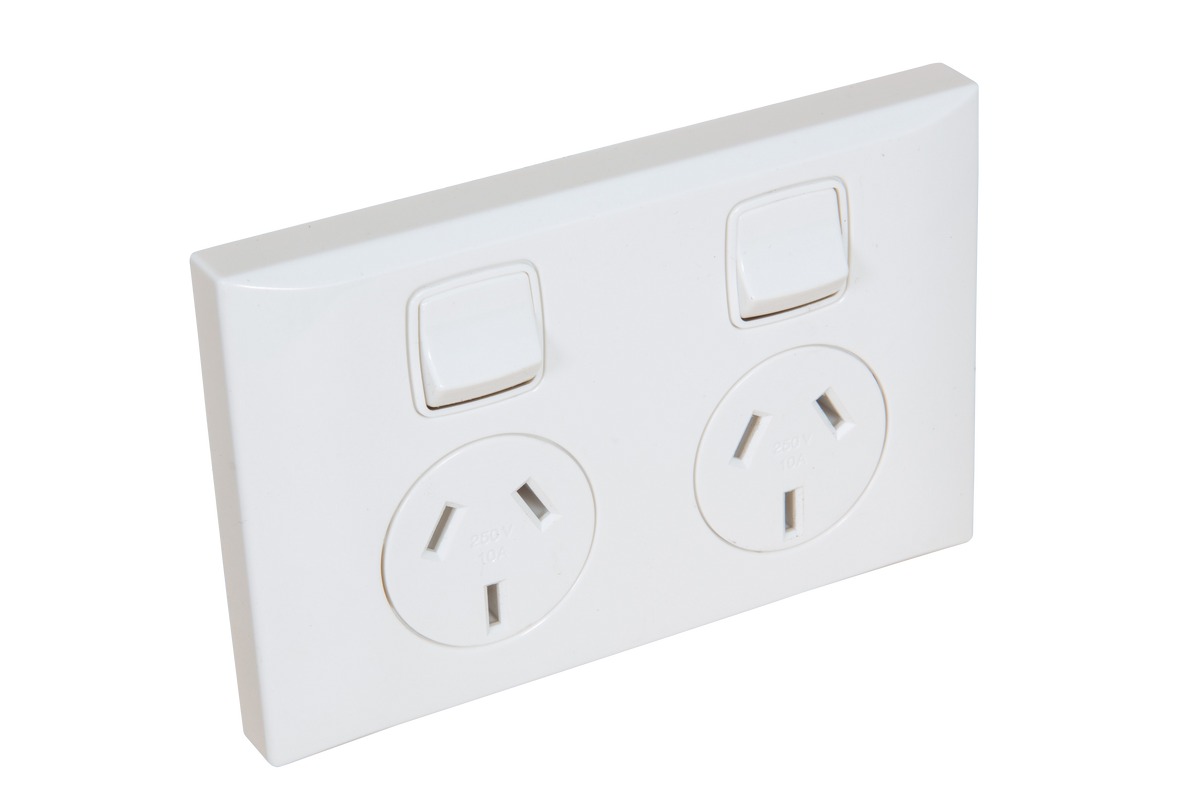 CMS 230VAC Plug N Play Power Outlets - image 2