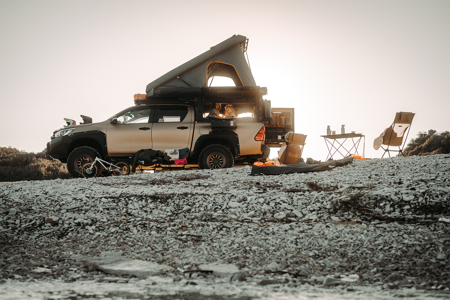 alu-cab Canopy Camper Deluxe