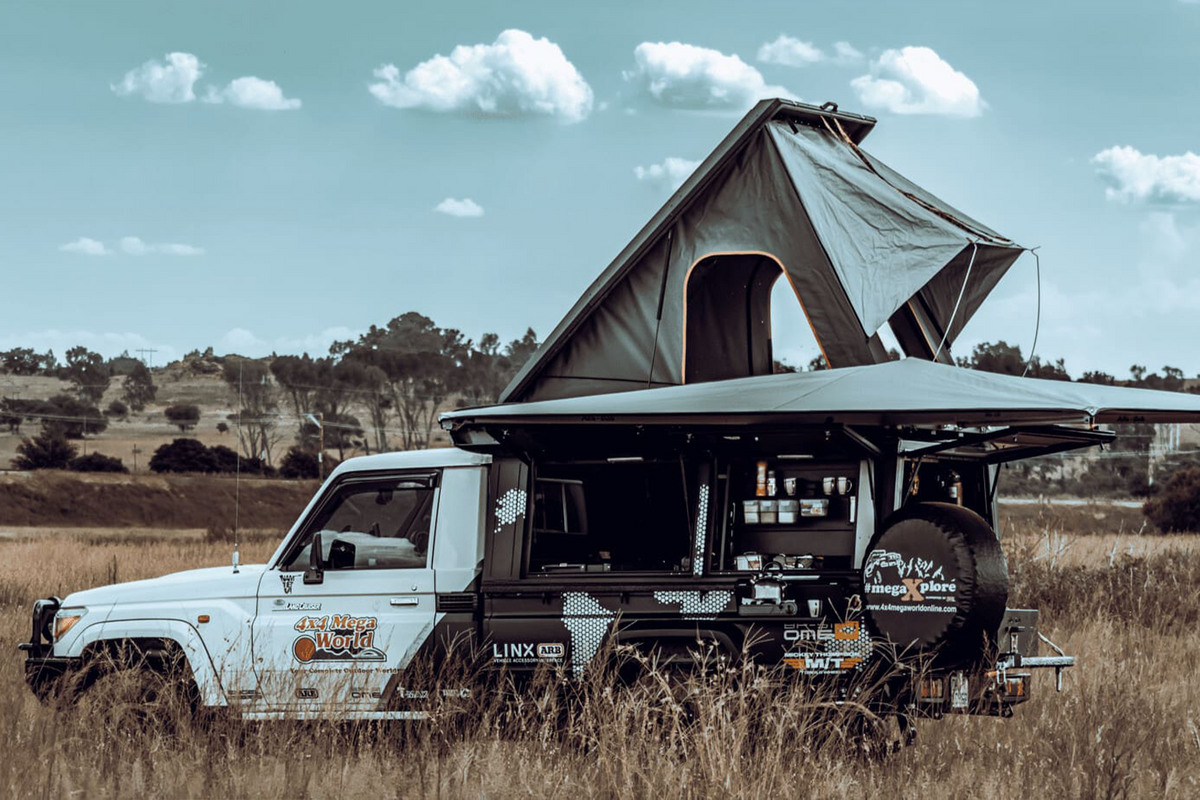 alu-cab Canopy Camper Deluxe - LandCruiser