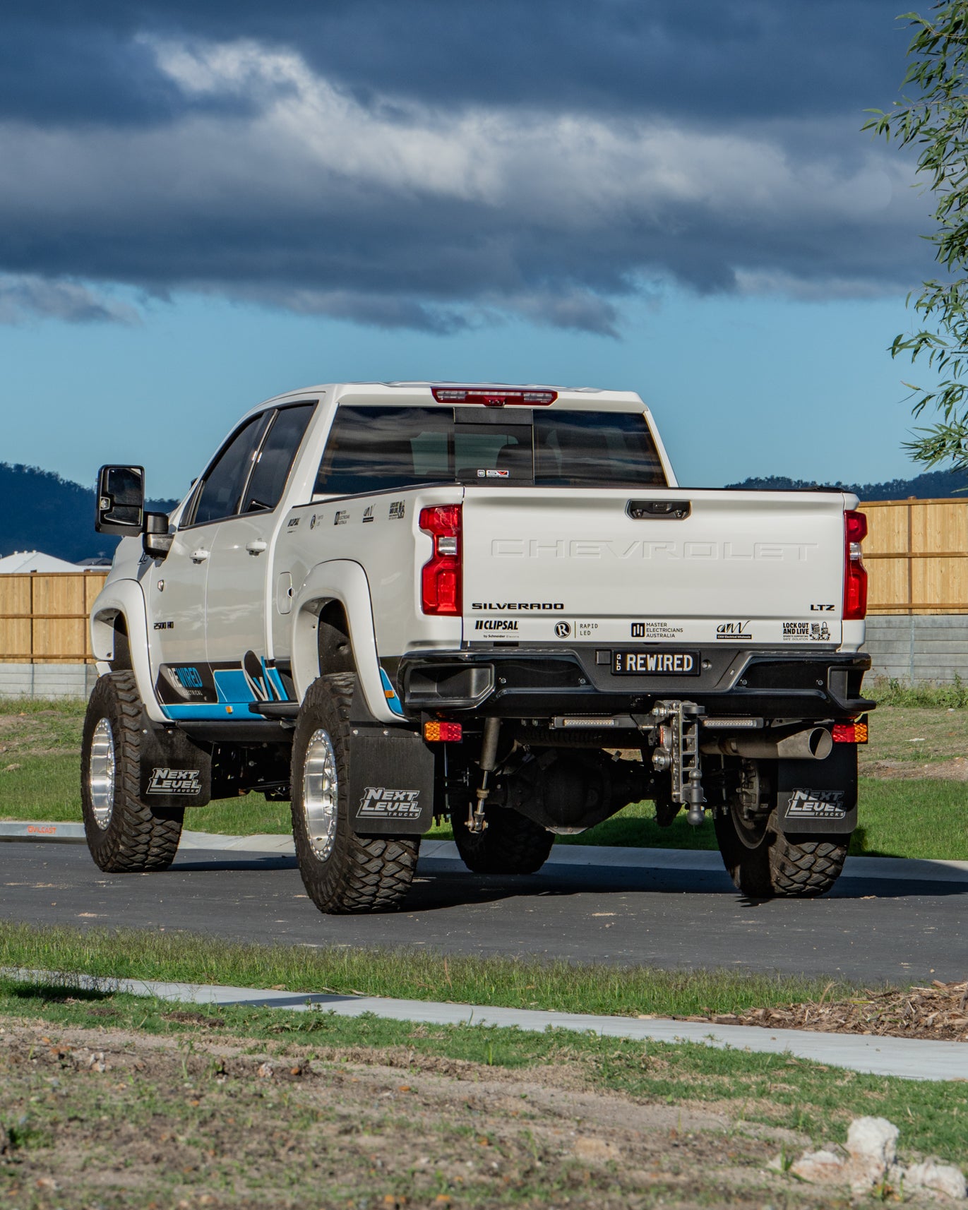 9" & 40's Silverado Build