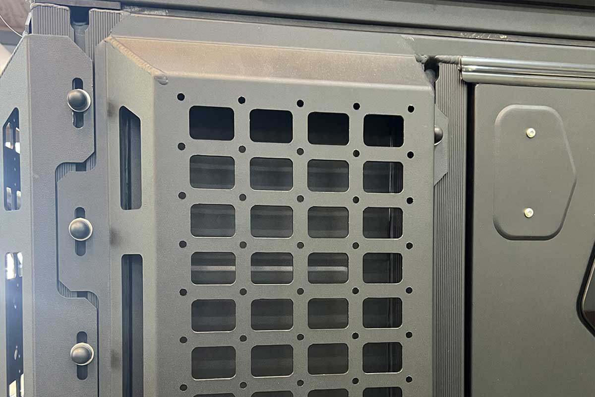 alu-cab Exterior Side Filler Molle Plate