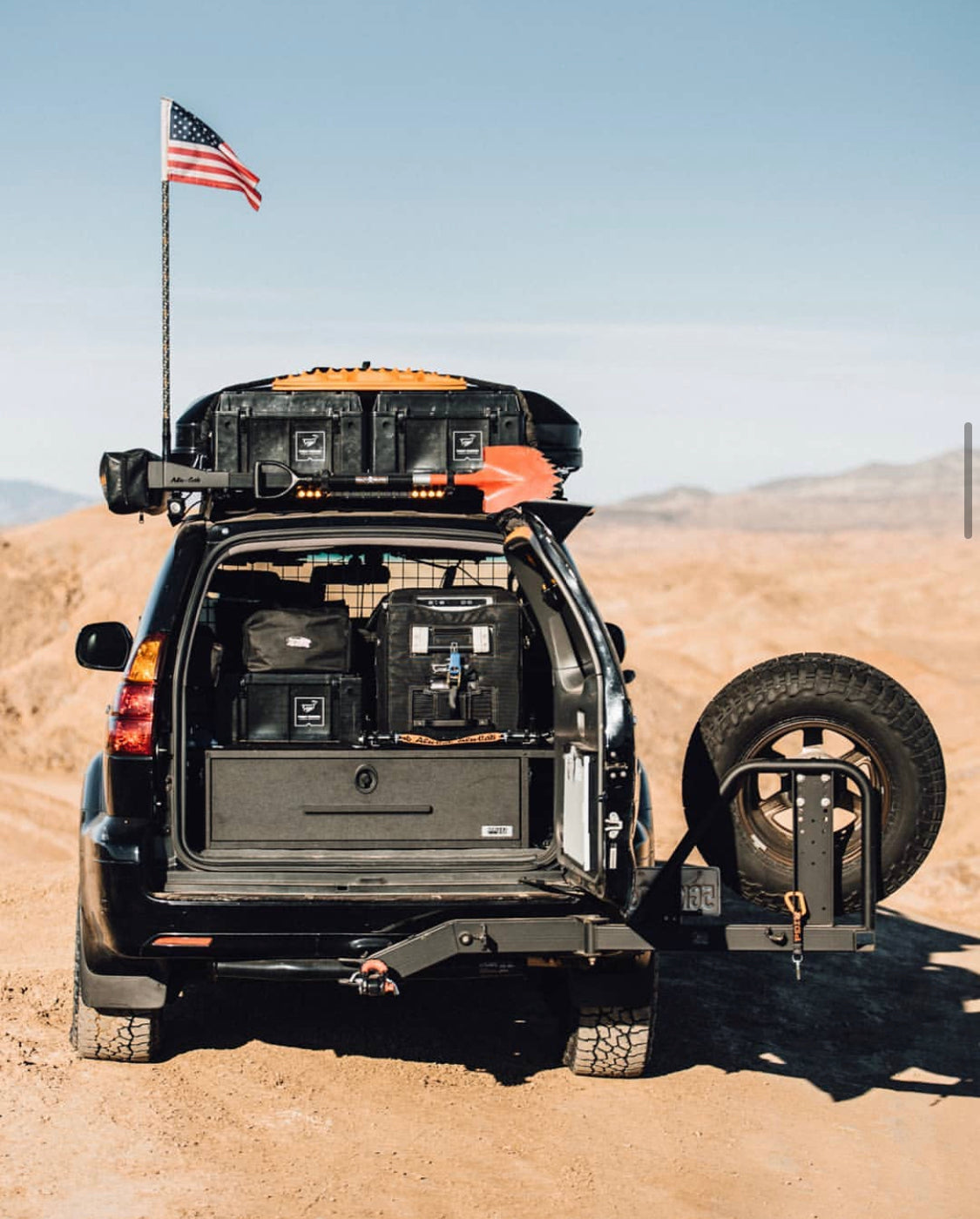 RIGD SUPPLY UltraSwing™ Multi-Fit Spare Tire Hitch Mount