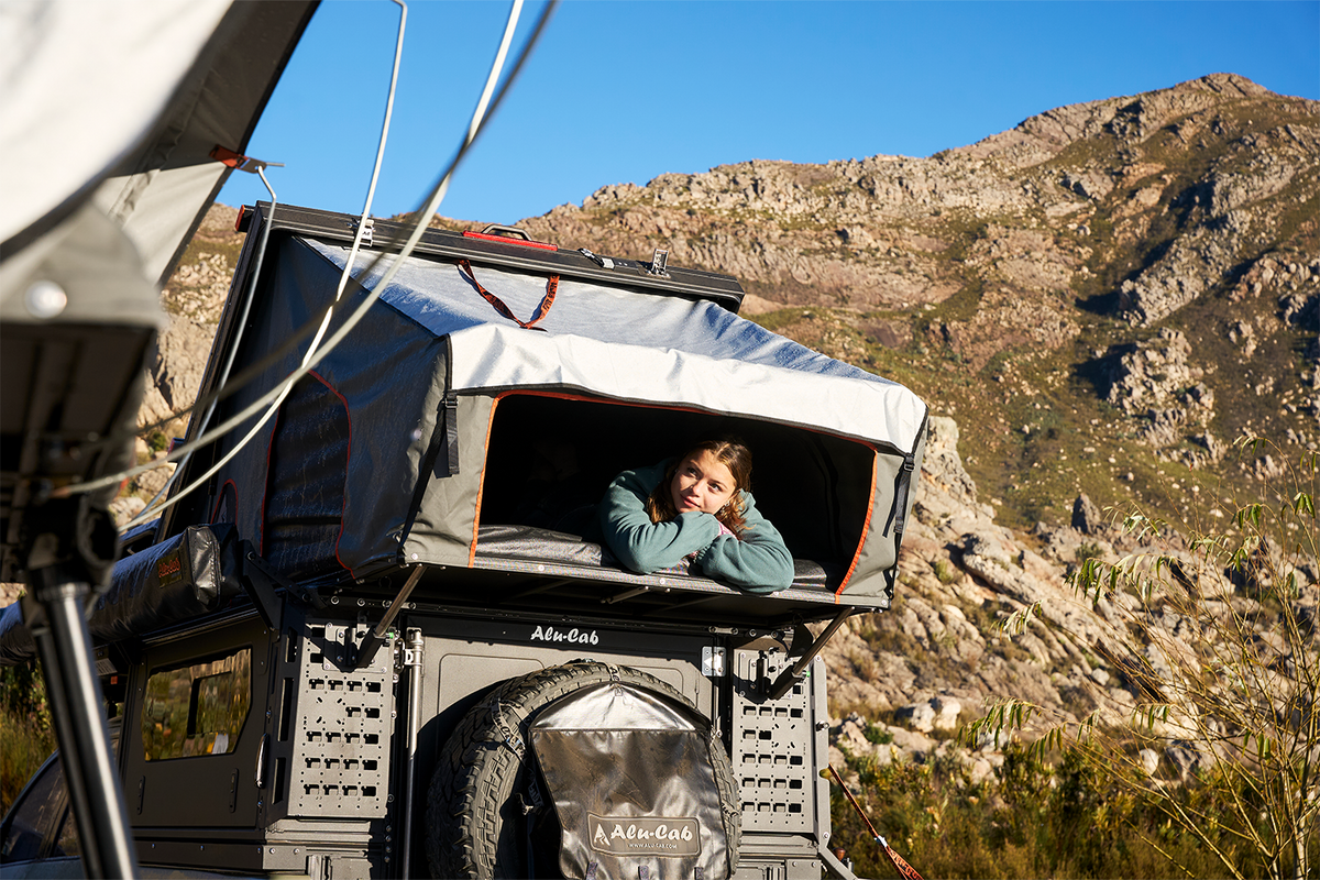 alu-cab ModCAP Compact Camper