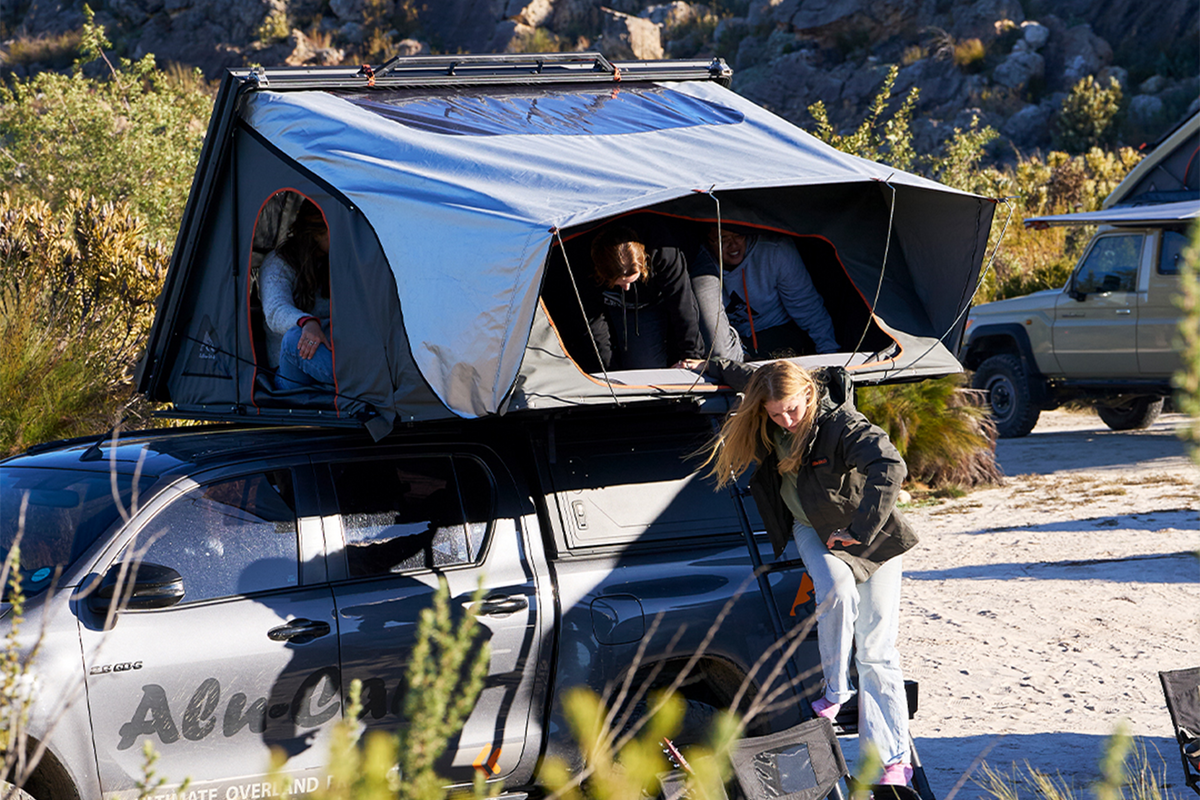 alu-cab RT-4S Family Rooftop Tent