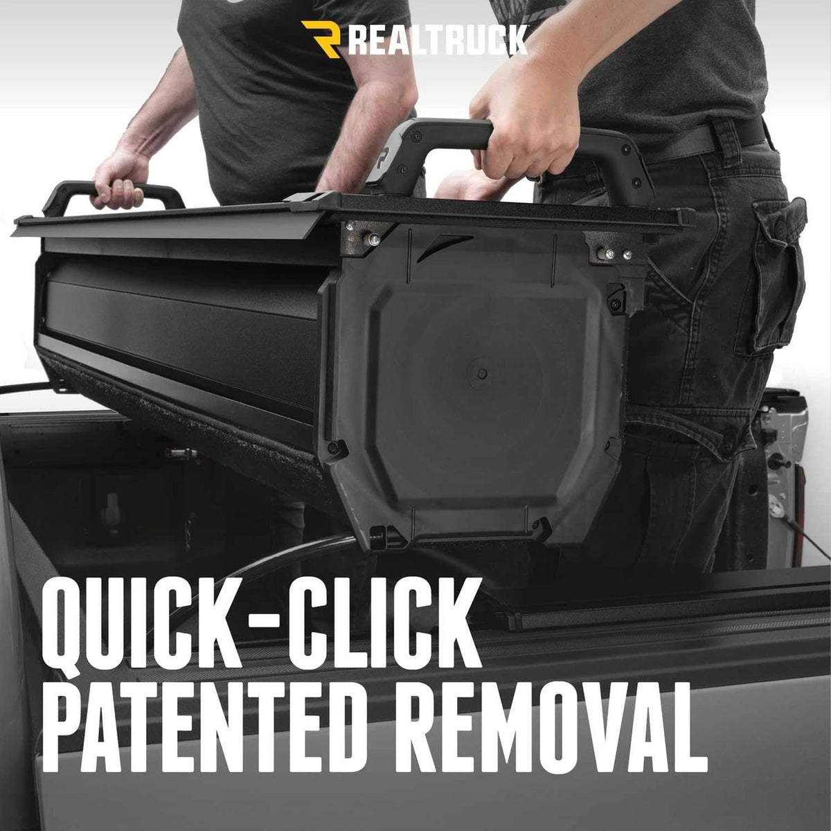 RealTruck RetraxPRO EZ-OFF FRC-4000 Retractable Manual Tonneau Cover w/T-Slot Rails | Chevrolet Silverado 1500 5'10" Bed (202