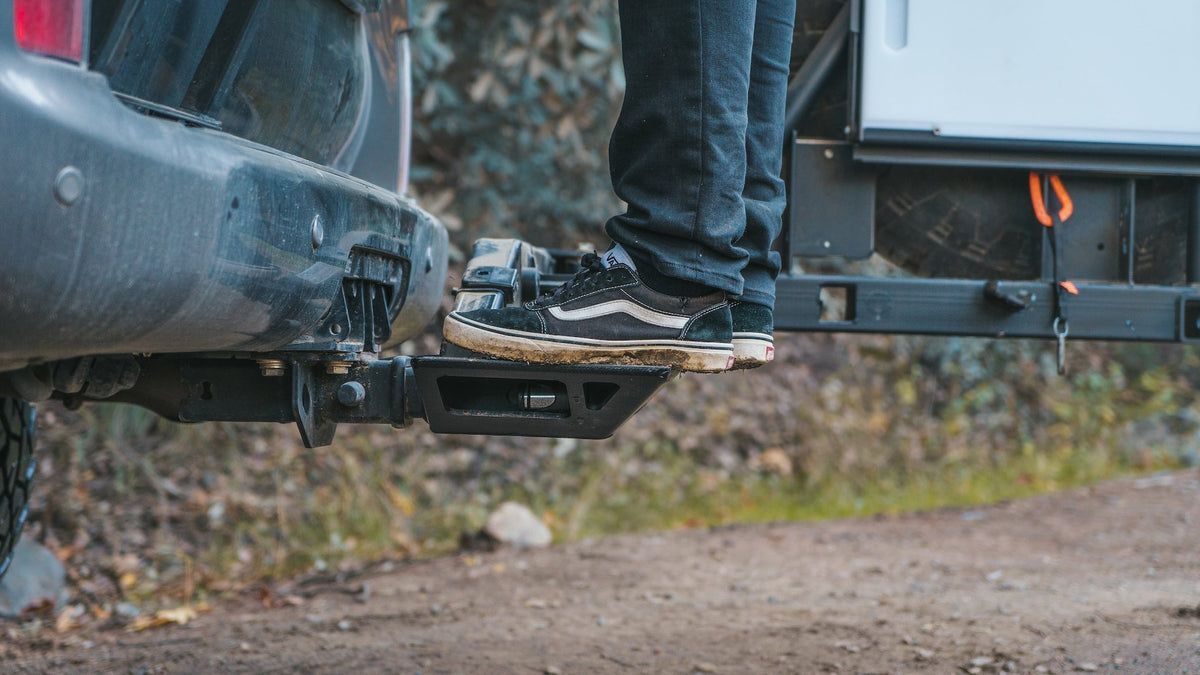 RIGD SUPPLY SKEP™ Skid Plate Hitch Step