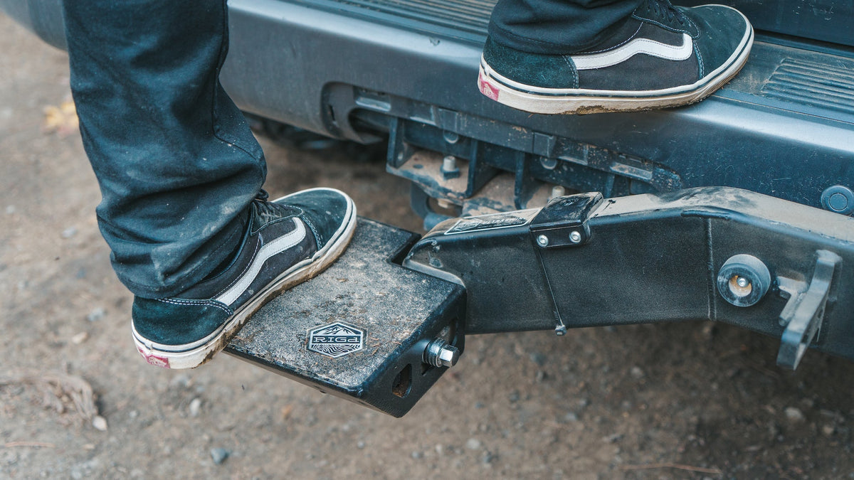 RIGD SUPPLY SKEP™ Skid Plate Hitch Step