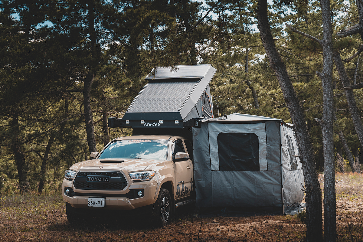 alu-cab Shadow Awning Wall Kit
