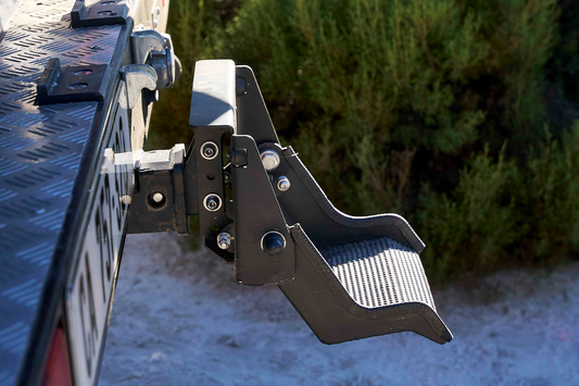 alu-cab Tow Bar Step