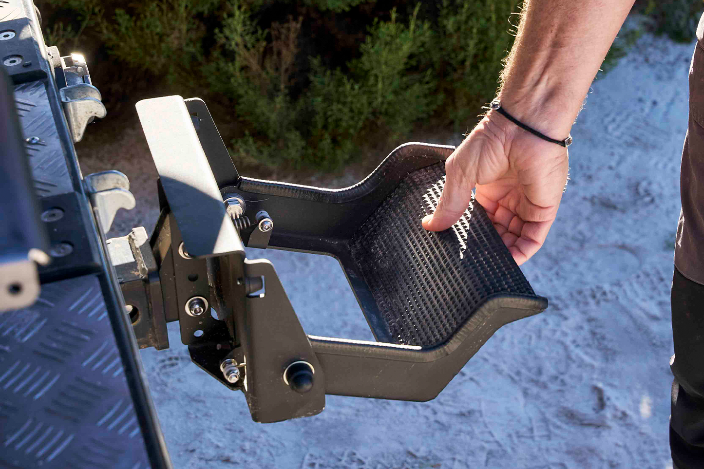 alu-cab Tow Bar Step