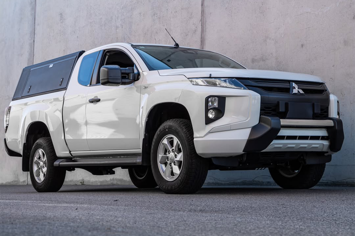 alu-cab Explorer Canopy to suit Mitsubishi MQ & MR Triton
