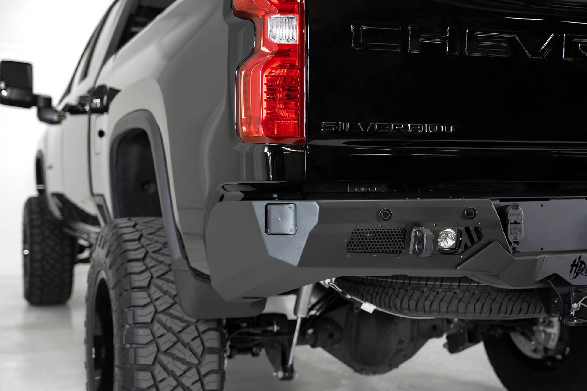 Next Level Trucks ADDICTIVE DESERT DESIGNS CHEVROLET SILVERADO BOMBER REAR BAR 2020-2023