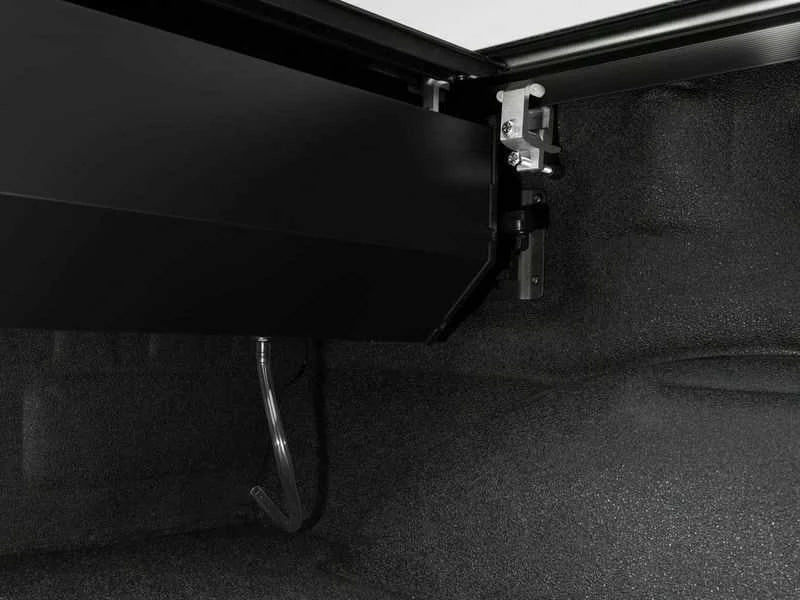 Retrax POWERTRAXPRO XR | Electric Aluminium Retractable Truck Bed Cover | RAM 1500 DT Crew Cab w/out RAMBOX