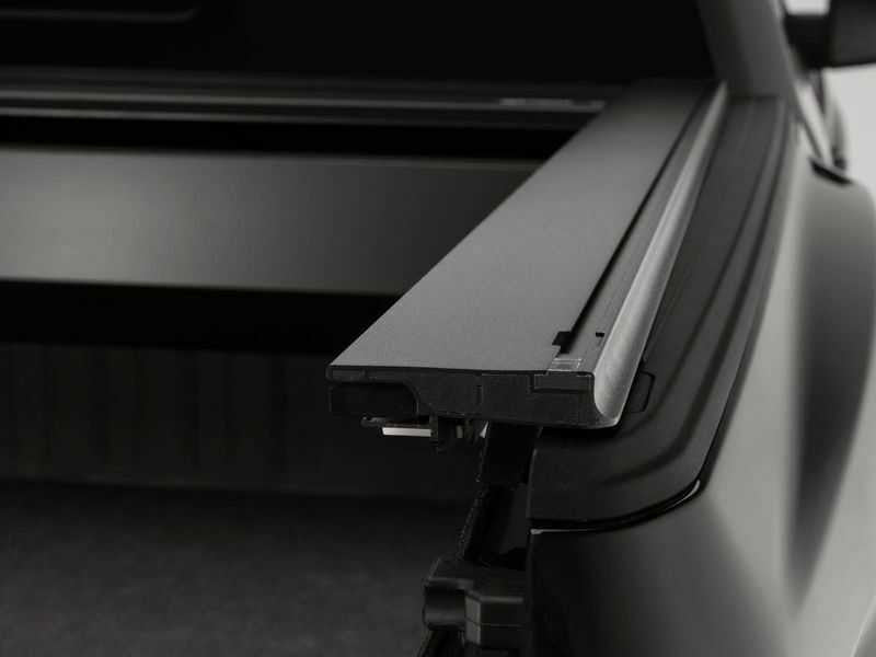 Retrax POWERTRAXPRO XR | Electric Aluminium Retractable Bed Cover | Chevrolet Silverado 1500 5'10 (2023 +)