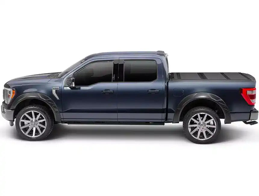 Extang Endure ALX Hard Folding Tonneau Cover | Chevrolet Silverado 1500 5'10 (2022+)