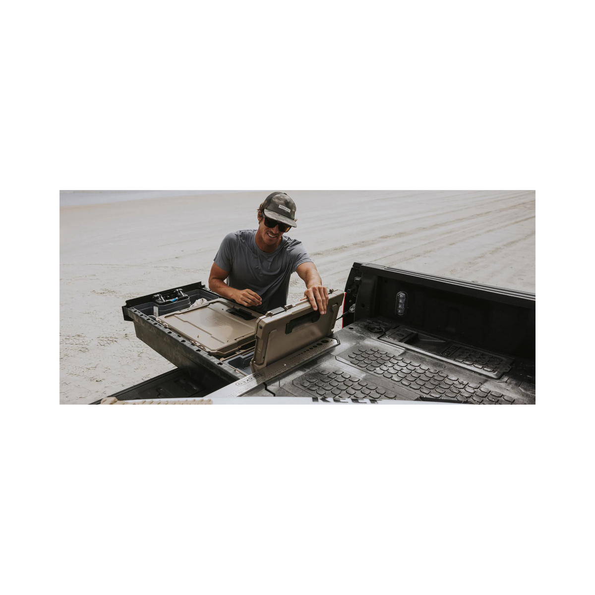 DECKED Drawer System + Premium Accessory Pack (6'6" Tub) suits Ford F-150 (2015-2026)
