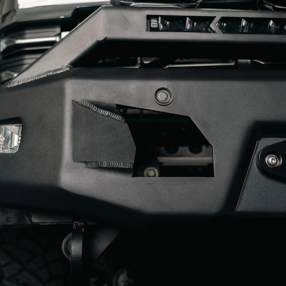 Outback Kitters Pre Runner Bull Bar, Chuck Series, Texture Black suits Chevrolet Silverado 1500 (2019-2026)