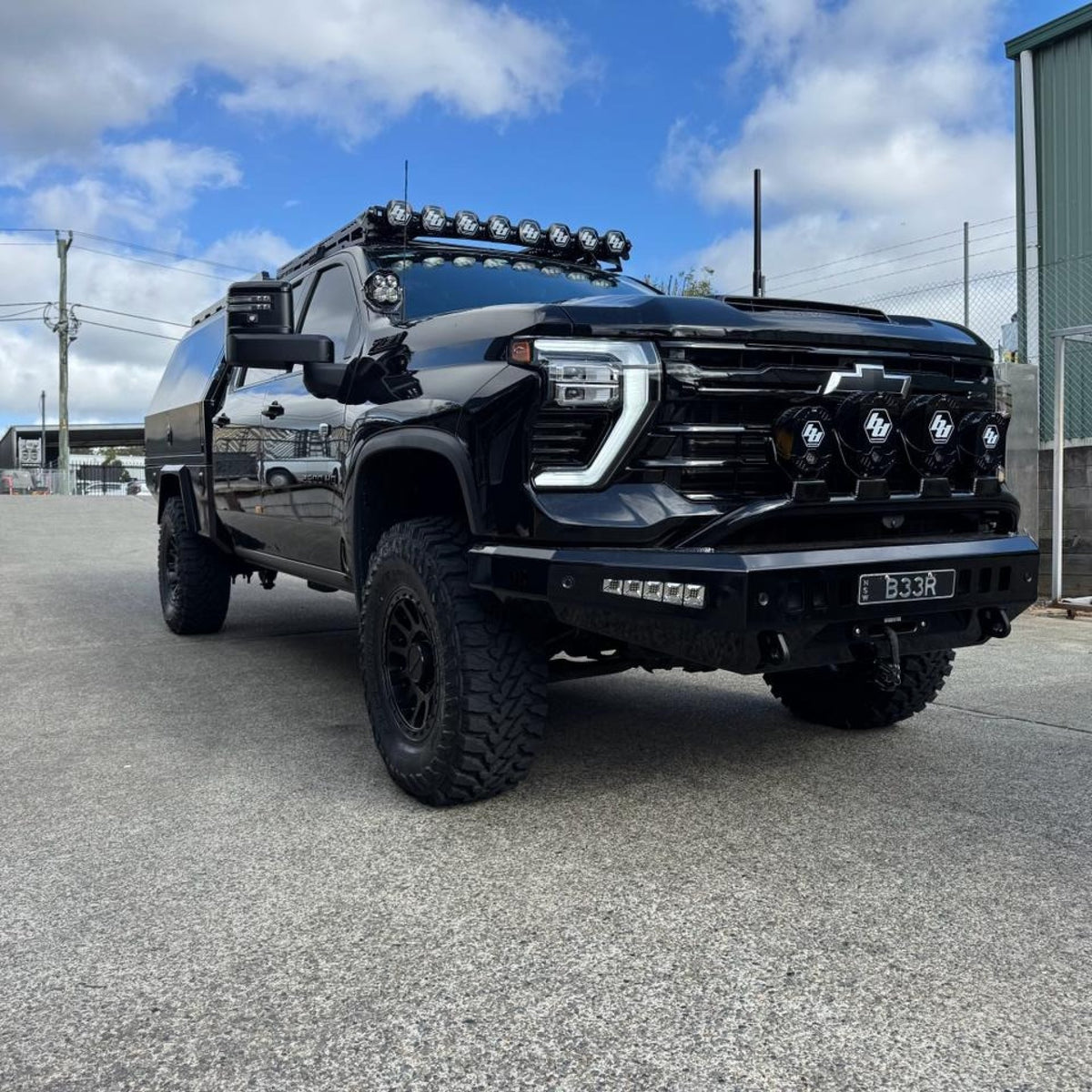 Outback Kitters Pre Runner Bull Bar, 3 Tabs, Texture Black suits Chevrolet Silverado 2500/3500 (2020-2026)