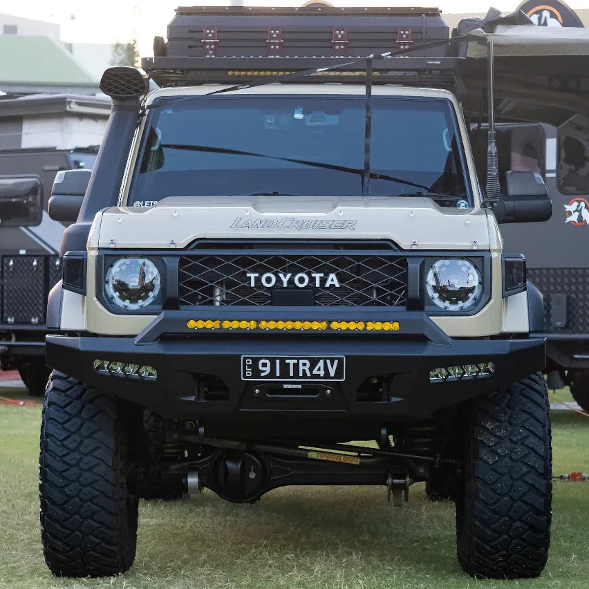 Outback Kitters Pre Runner Bull Bar, Ziggy Series, Texture Black suits Toyota 79 Series (2024-2025)