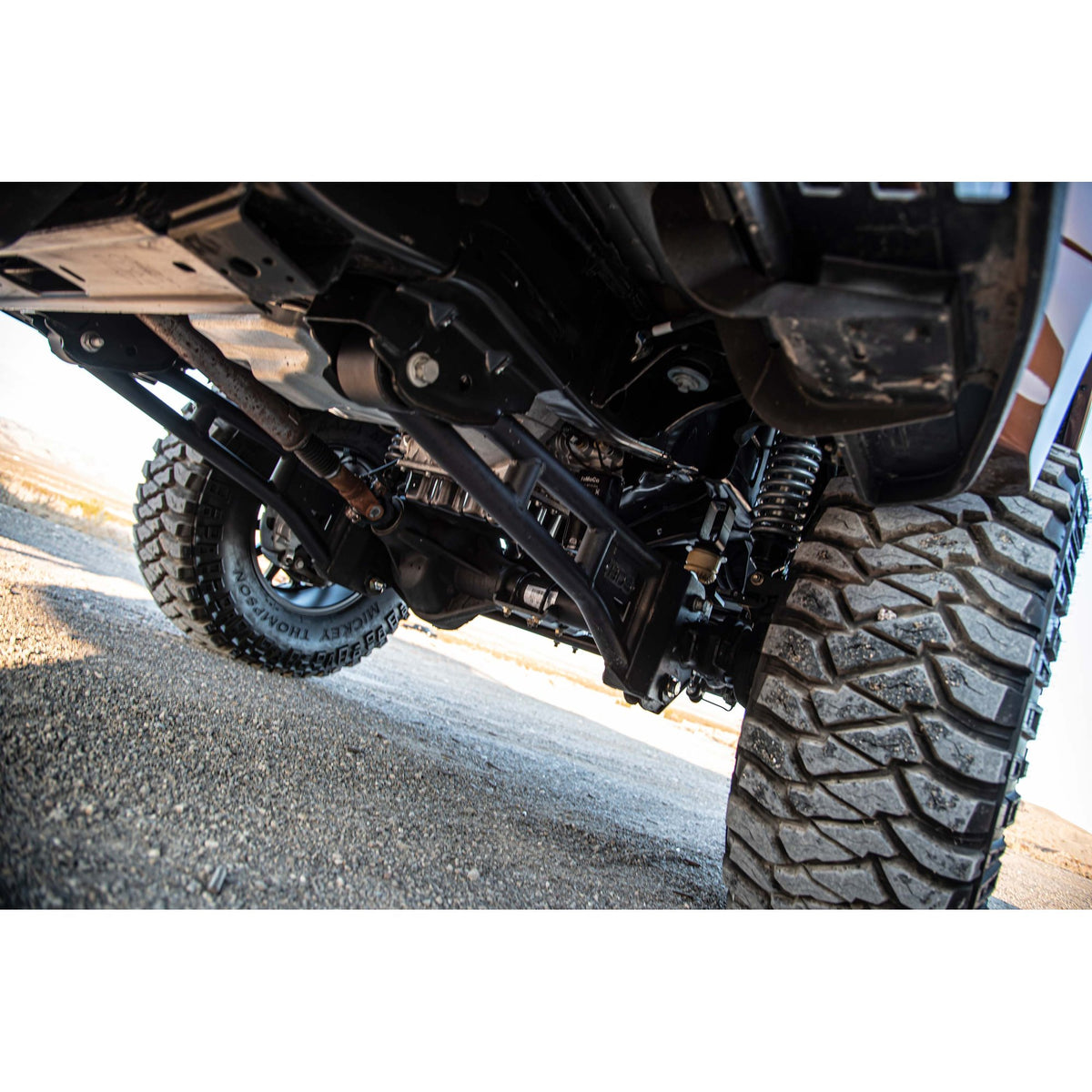 BDS Suspension 4-5" Lift Kit with FOX 2.5" Shocks suits Ford F-250 Super Duty/F-350 Super Duty (2020-2022)