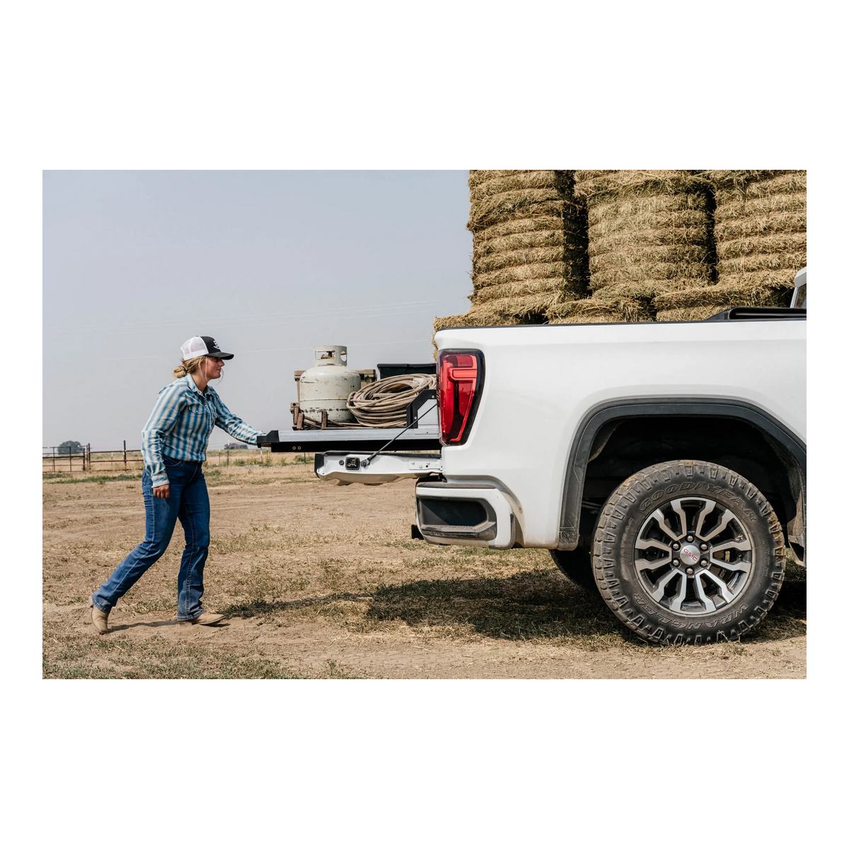 DECKED CargoGlide Full Width for Australian Dual Cab Ute with 5' Tub