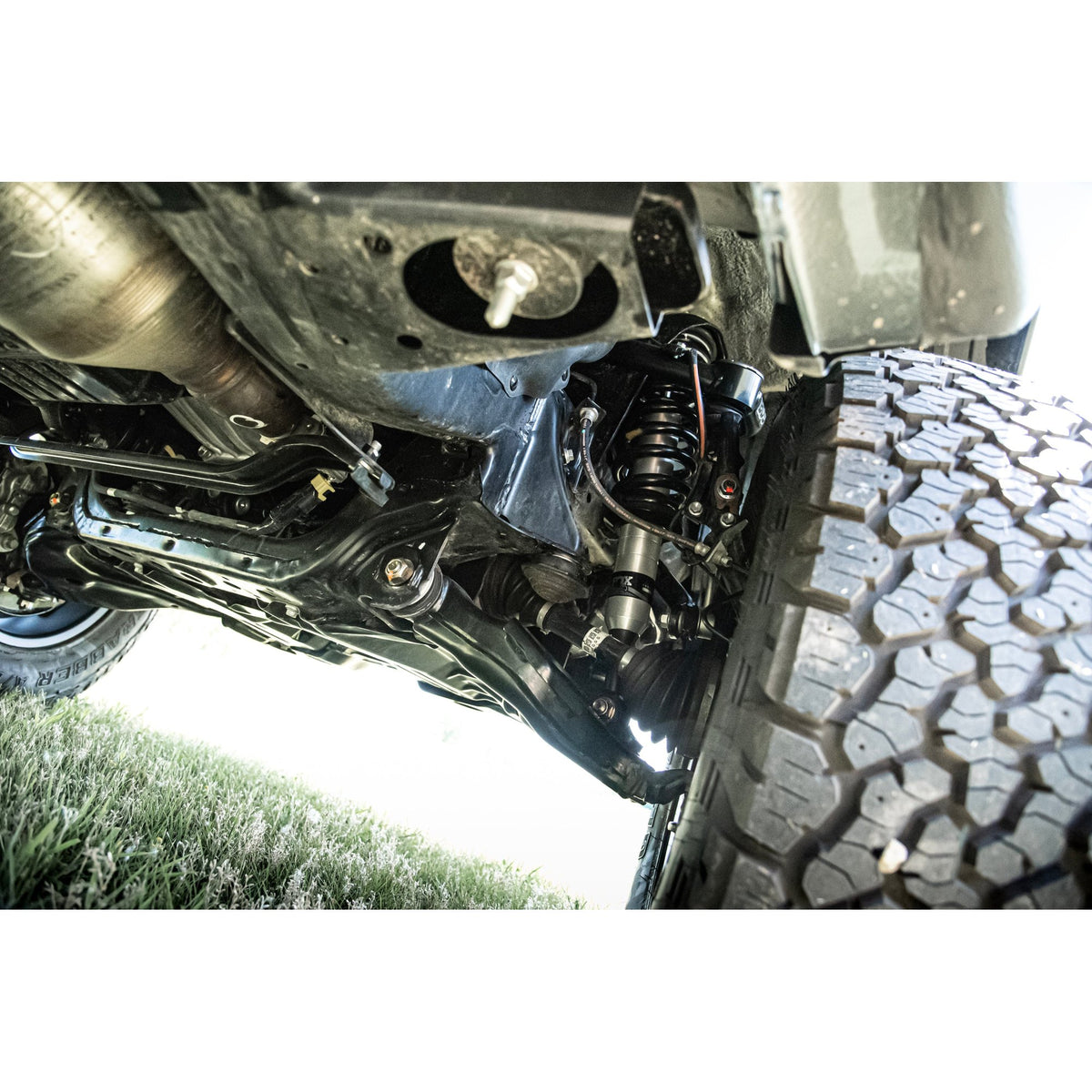BDS Suspension 2-3" Lift Kit with FOX 2.0" Snap Ring Shocks suits Toyota Hilux (2018-2025)