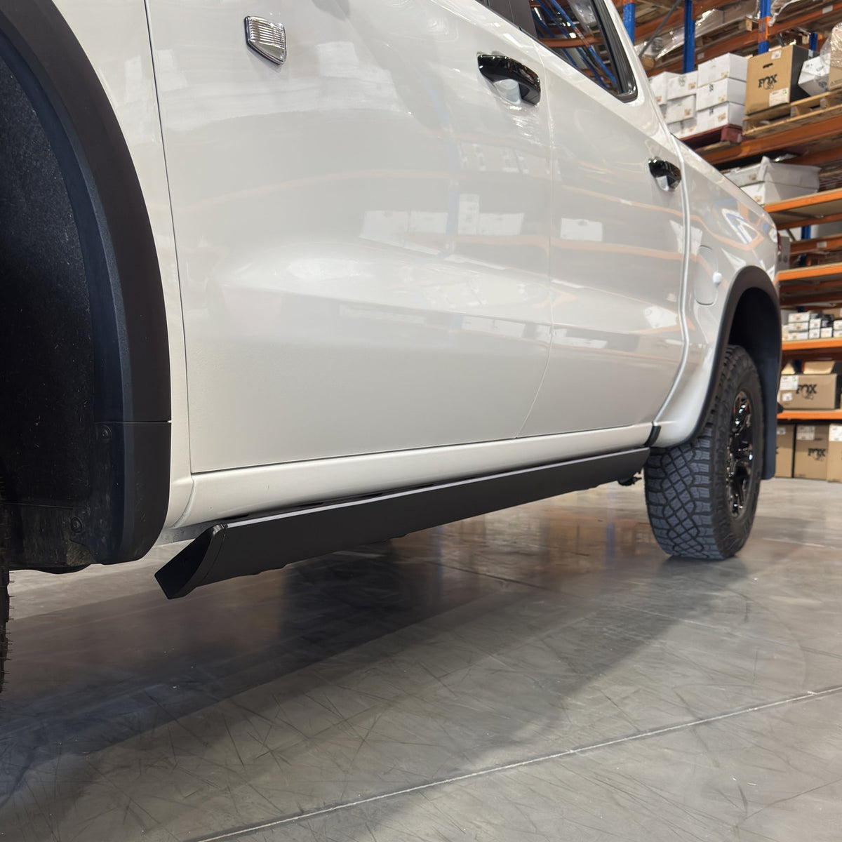 AMTRUX StealthStep Electric Side Steps suits RAM 1500 DT (2019-2024)