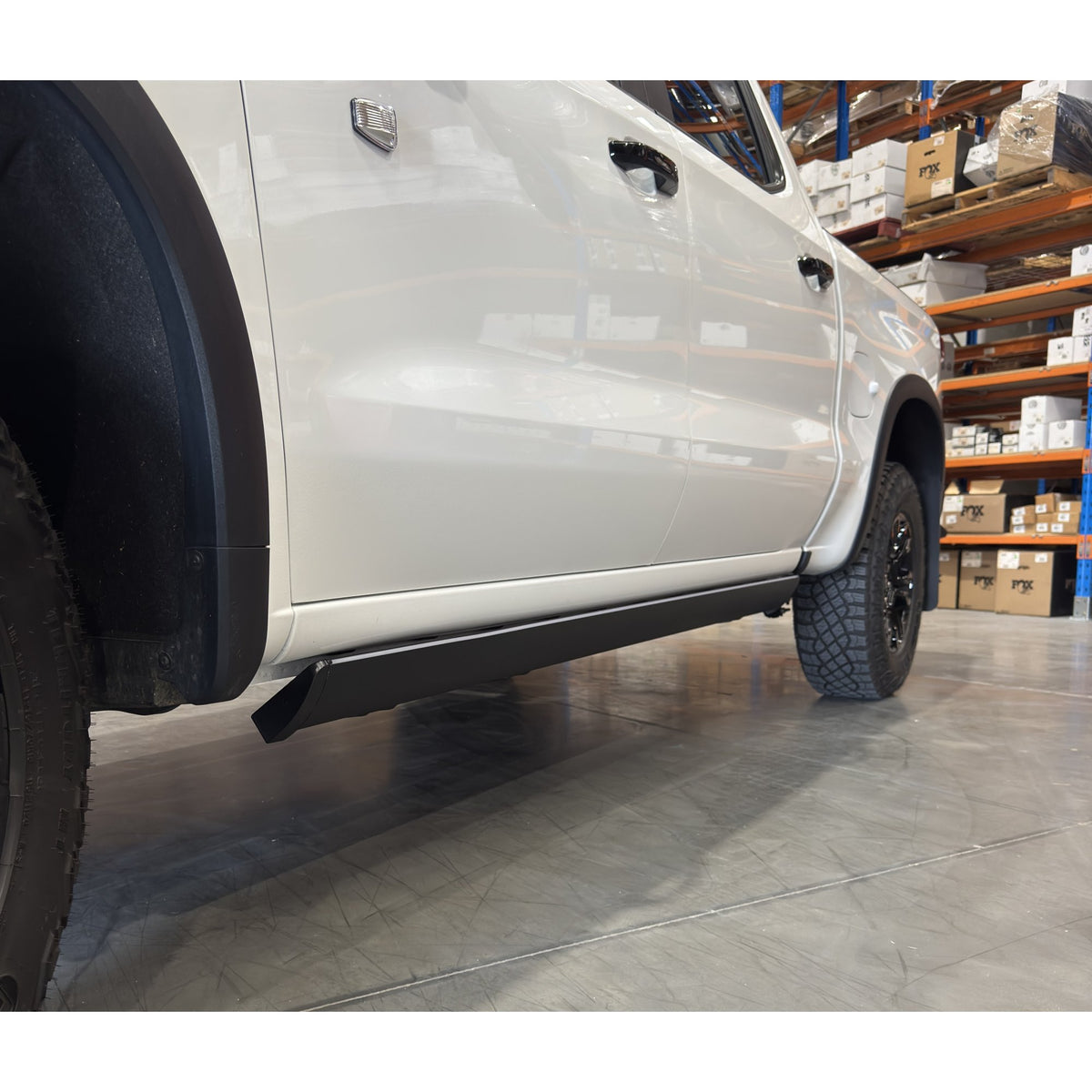 AMTRUX StealthStep Electric Side Steps suits Ford F-150 (21+)