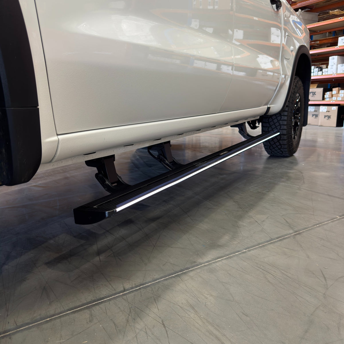 AMTRUX StealthStep Electric Side Steps suits Ford F-150 (21+)