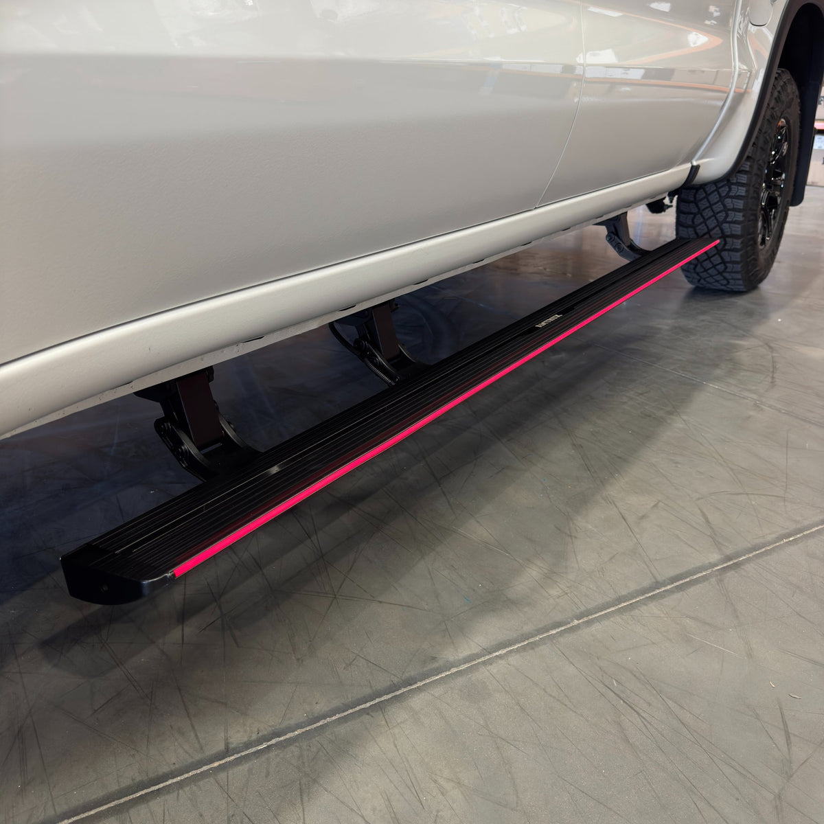 AMTRUX StealthStep Electric Side Steps suits Toyota Tundra (2022-2026)