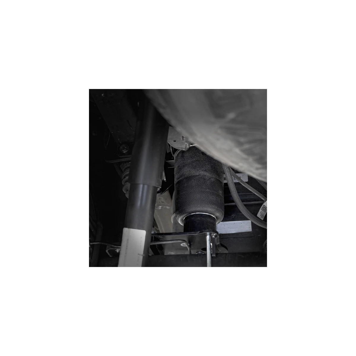 LogIQ ReadyAir Load Levelling Airbags, Set of 2 suits Chevrolet Silverado 1500 (2019-2026)
