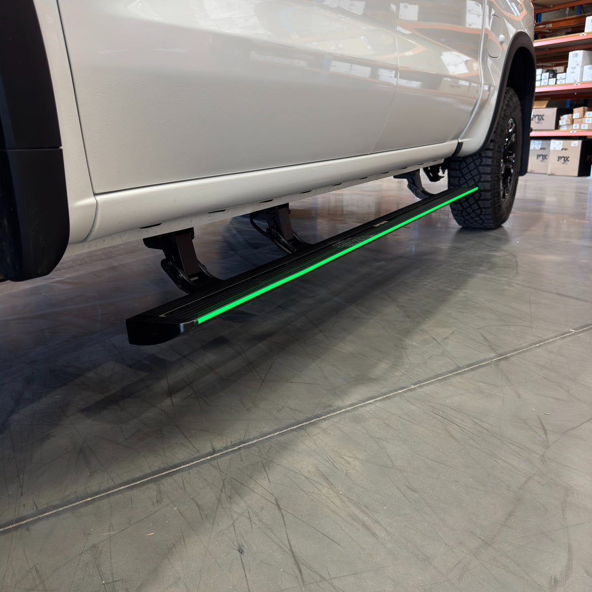 AMTRUX StealthStep Electric Side Steps suits RAM 2500/3500 (2025-2026)
