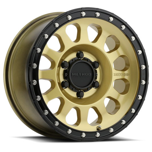 315 | Gold | Black Lip