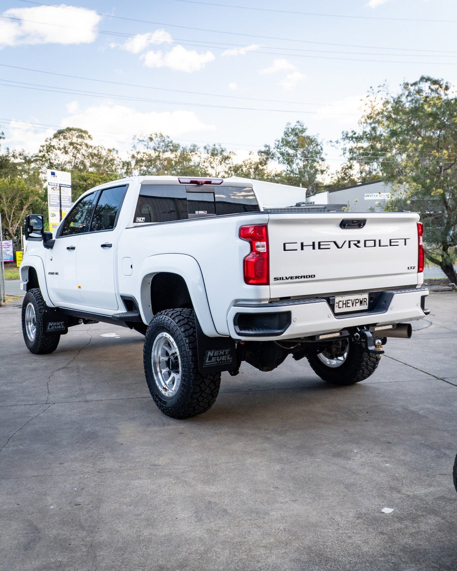 CHEV Build 09
