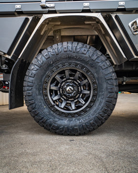 FORD Build 01 — Photo 15